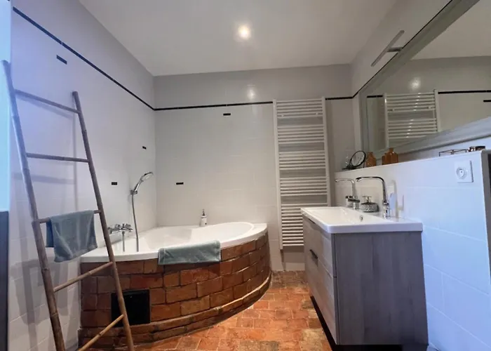 La Maison D'helios Nocleg ze śniadaniem