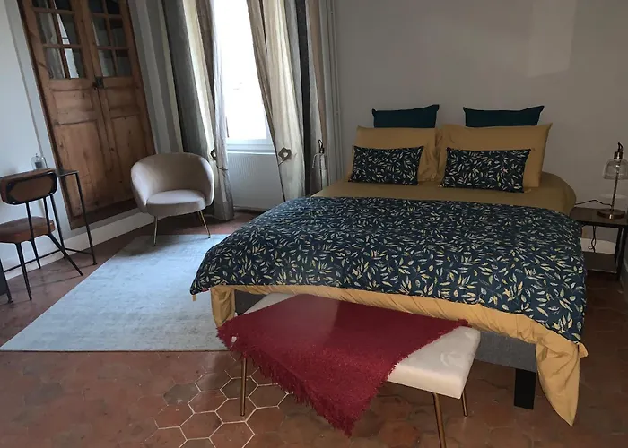 La Maison D'helios Nocleg ze śniadaniem 3*