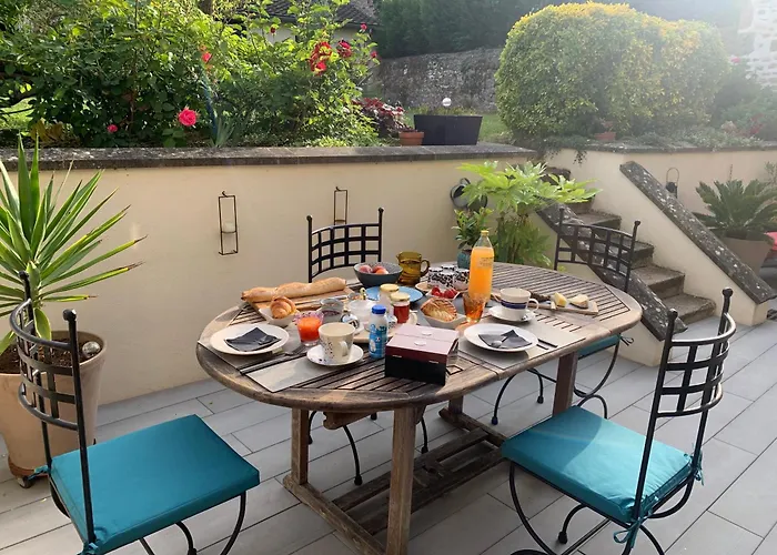 La Maison D'helios Nocleg ze śniadaniem Alençon